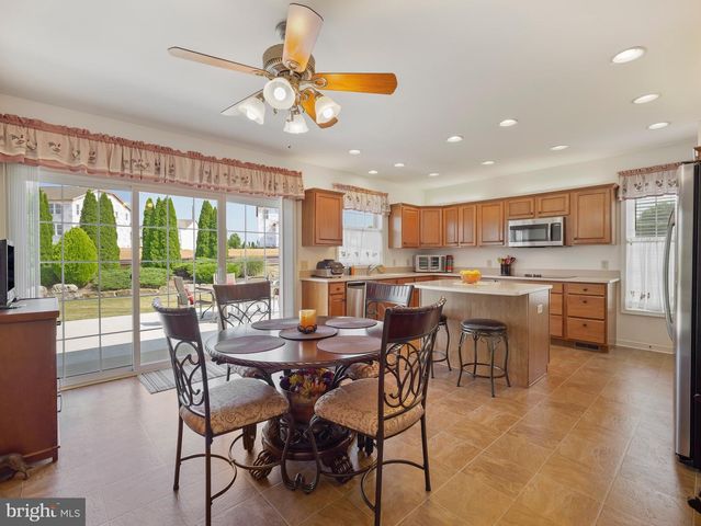 18812 ISLAND DRIVE, Hagerstown, MD 21742