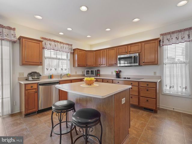 18812 ISLAND DRIVE, Hagerstown, MD 21742