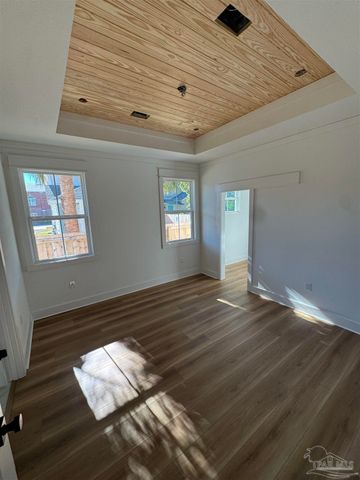 1212 N 6th Ave, Pensacola, FL 32503