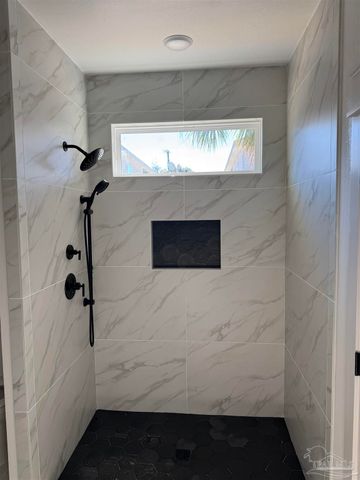 1212 N 6th Ave, Pensacola, FL 32503