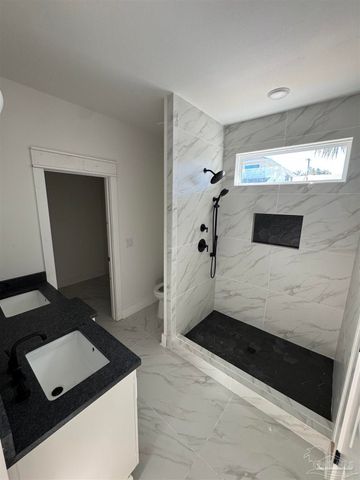 1212 N 6th Ave, Pensacola, FL 32503