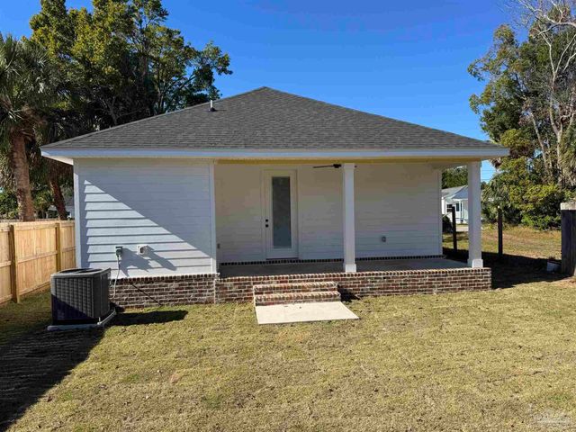 1212 N 6th Ave, Pensacola, FL 32503