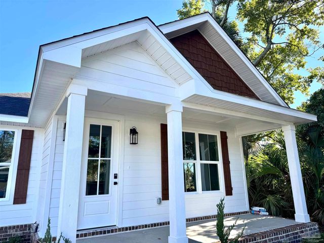 1212 N 6th Ave, Pensacola, FL 32503