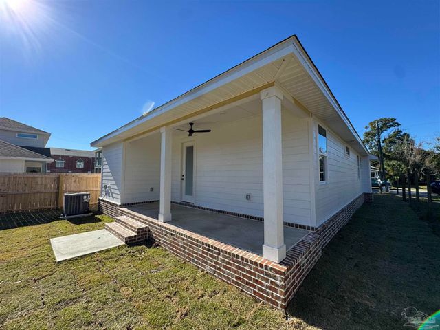 1212 N 6th Ave, Pensacola, FL 32503