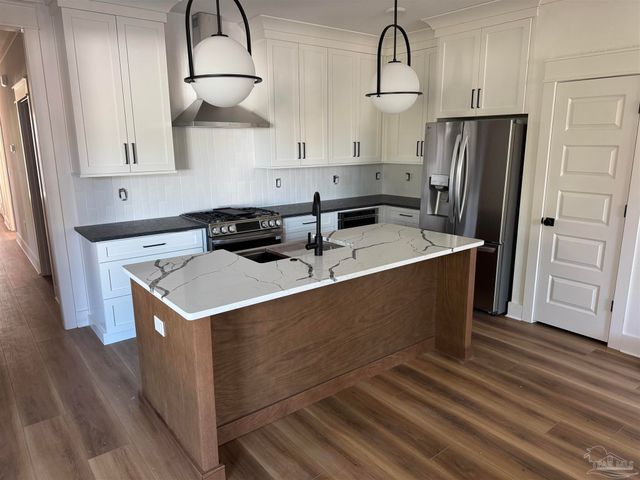 1212 N 6th Ave, Pensacola, FL 32503