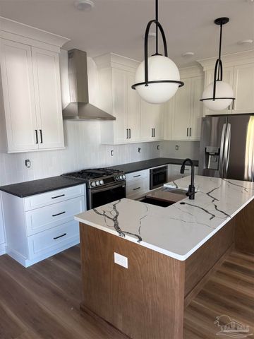 1212 N 6th Ave, Pensacola, FL 32503