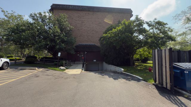 500 Redondo 308, Downers Grove, IL 60516