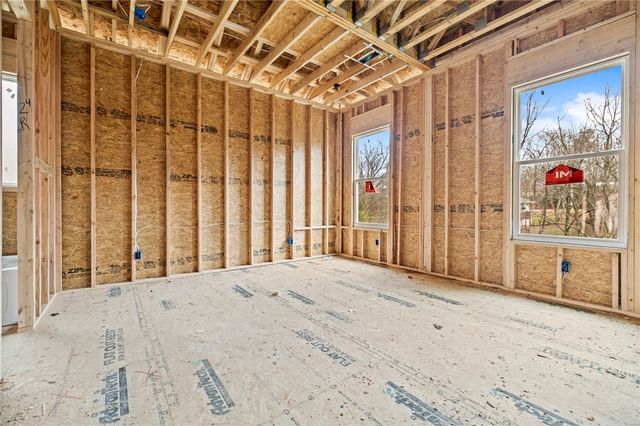 11 Slifer Lane, Bella Vista, AR 72714