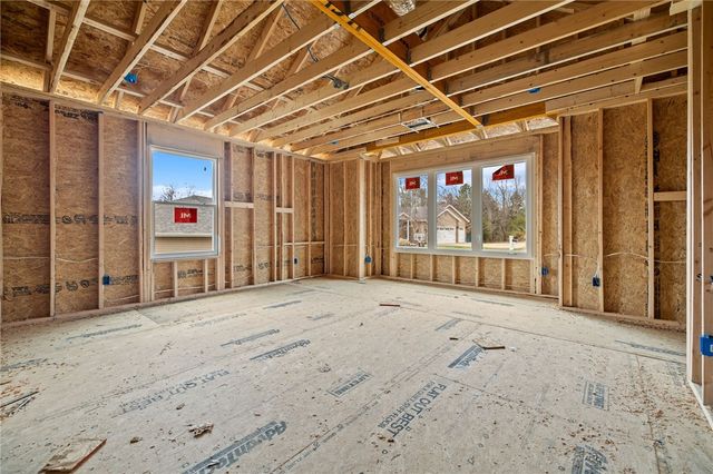 11 Slifer Lane, Bella Vista, AR 72714