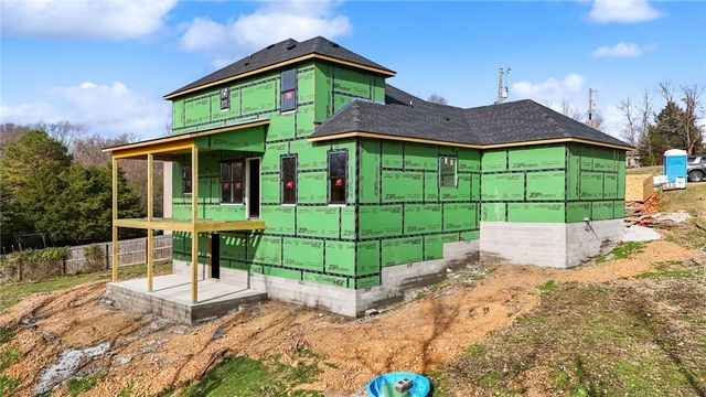 11 Slifer Lane, Bella Vista, AR 72714