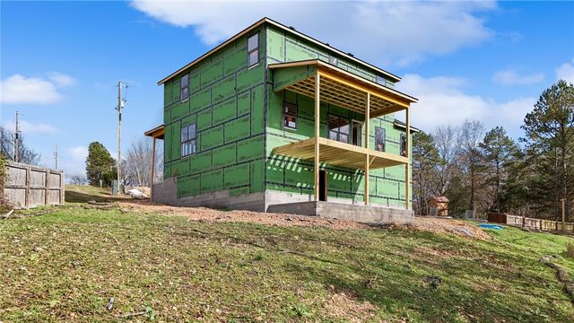 11 Slifer Lane, Bella Vista, AR 72714