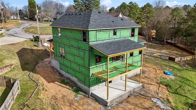 11 Slifer Lane, Bella Vista, AR 72714