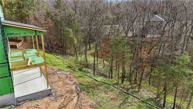 11 Slifer Lane, Bella Vista, AR 72714