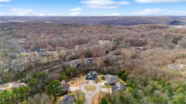 11 Slifer Lane, Bella Vista, AR 72714