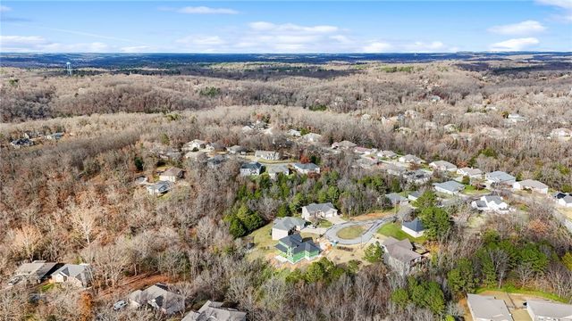 11 Slifer Lane, Bella Vista, AR 72714
