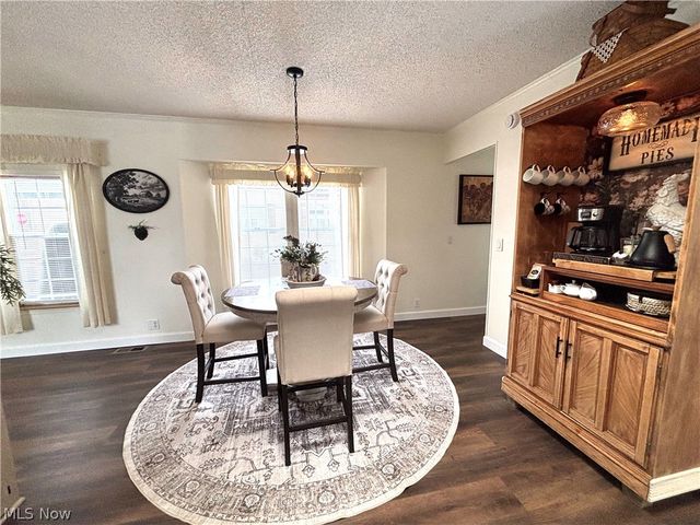 1229 Columbiana Lisbon Road 76, Columbiana, OH 44408