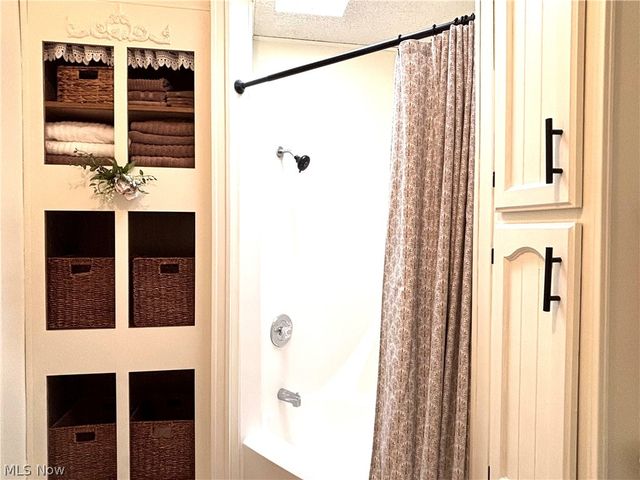 1229 Columbiana Lisbon Road 76, Columbiana, OH 44408