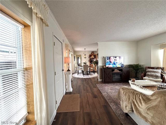 1229 Columbiana Lisbon Road 76, Columbiana, OH 44408