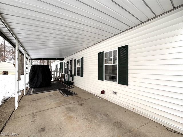 1229 Columbiana Lisbon Road 76, Columbiana, OH 44408