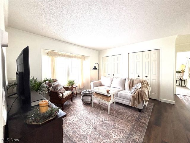 1229 Columbiana Lisbon Road 76, Columbiana, OH 44408