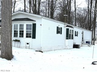 1229 Columbiana Lisbon Road 76, Columbiana, OH 44408