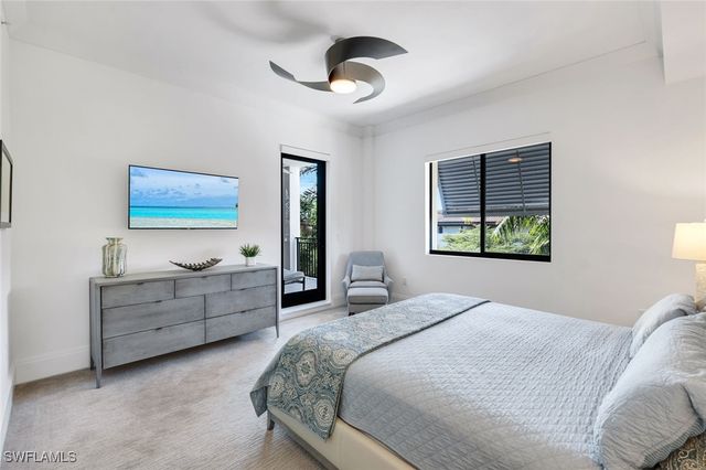 1035 3rd AVE S 305, Naples, FL 34102