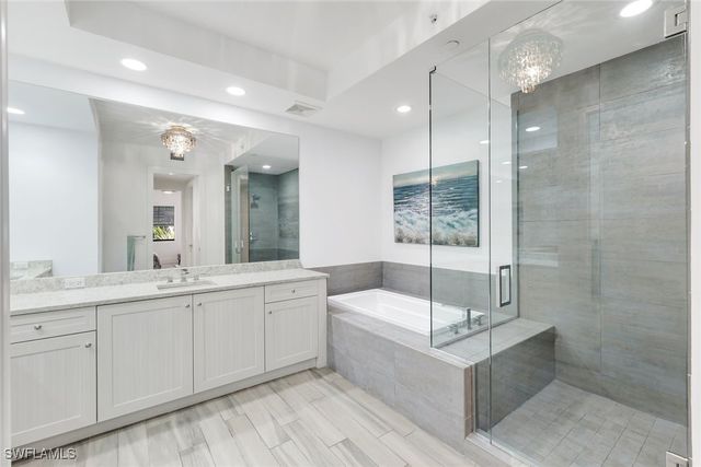 1035 3rd AVE S 305, Naples, FL 34102