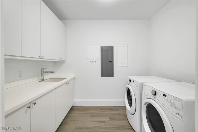 1035 3rd AVE S 305, Naples, FL 34102