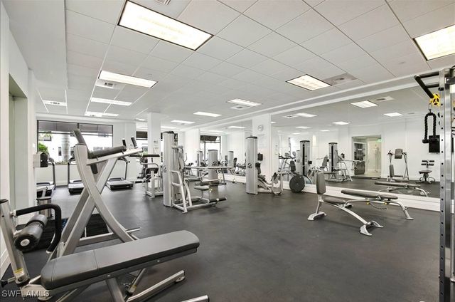 1035 3rd AVE S 305, Naples, FL 34102