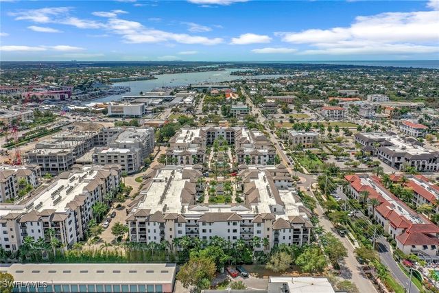 1035 3rd AVE S 305, Naples, FL 34102