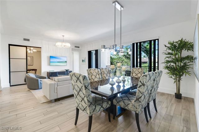 1035 3rd AVE S 305, Naples, FL 34102