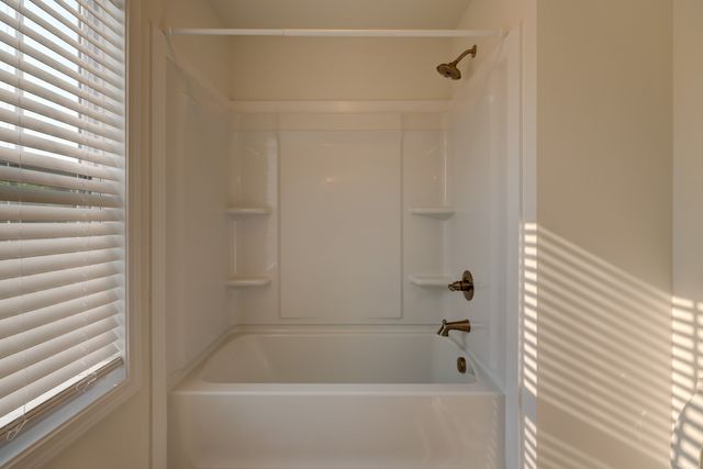 1385 Harmon Ln, Clarksville, TN 37042