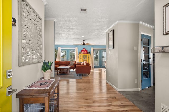 5345 Revi Don Drive NE, Albuquerque, NM 87111