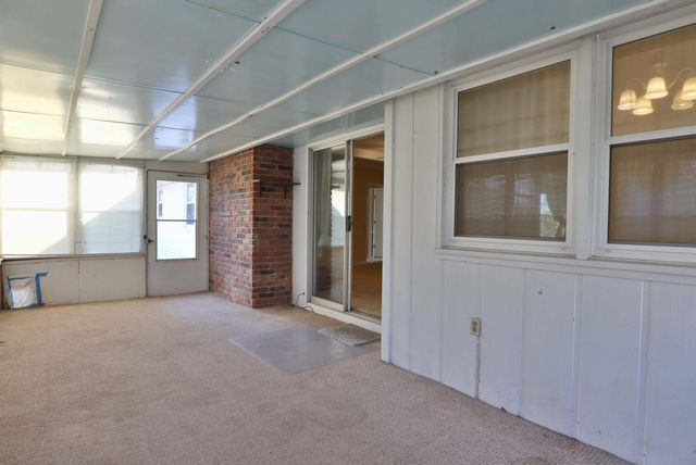 2759 W Buena Vista Street, Springfield, MO 65810