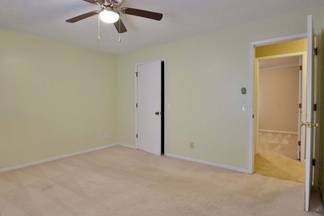 2759 W Buena Vista Street, Springfield, MO 65810