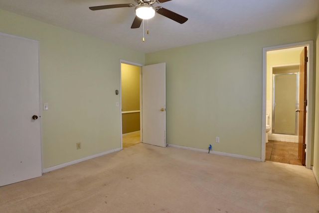 2759 W Buena Vista Street, Springfield, MO 65810