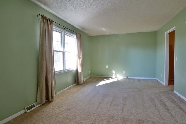 2759 W Buena Vista Street, Springfield, MO 65810