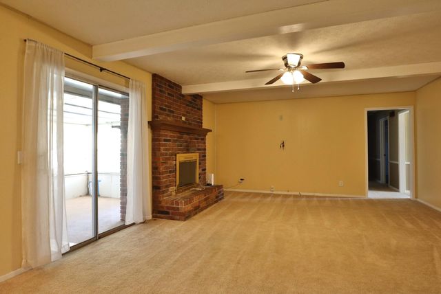 2759 W Buena Vista Street, Springfield, MO 65810