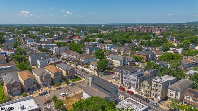70 19th Ave, Newark City, NJ 07103