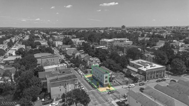 70 19th Ave, Newark City, NJ 07103