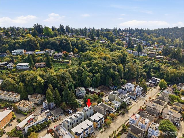 2421 Wickstrom Place SW, Seattle, WA 98116