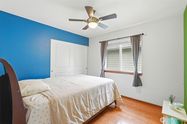 7703 NE 201st Place, Kenmore, WA 98028