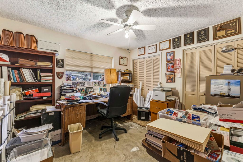 Image 19 of property listing at 2814 Canyon Creek Drive, San Angelo, TX 76904