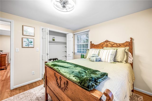 238 Meadowbrook Dr, New Wilmington Boro, PA 16142