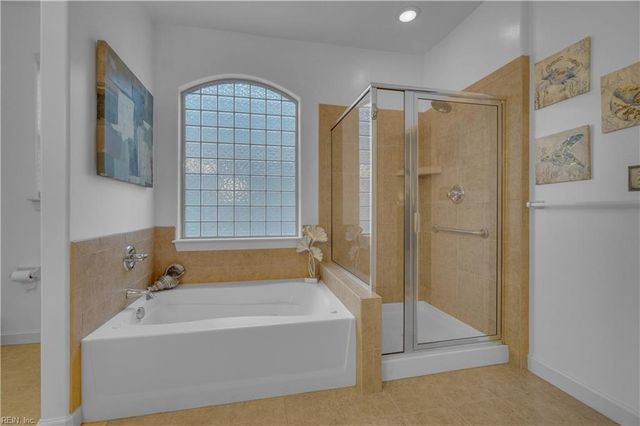 4000 Harvest Reach LN, Suffolk, VA 23434