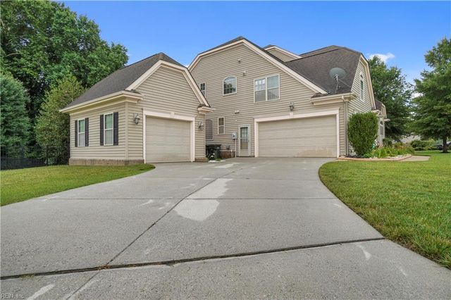 4000 Harvest Reach LN, Suffolk, VA 23434