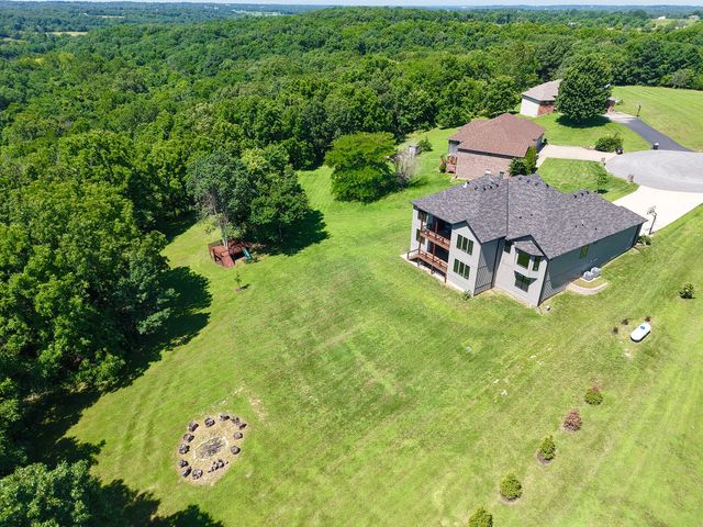358 Thornbrooke Drive, Rogersville, MO 65742