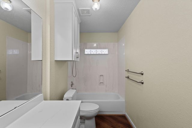 11819 Santa Fe Trail, Santa Fe, TX 77510