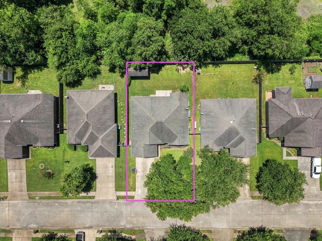 11819 Santa Fe Trail, Santa Fe, TX 77510