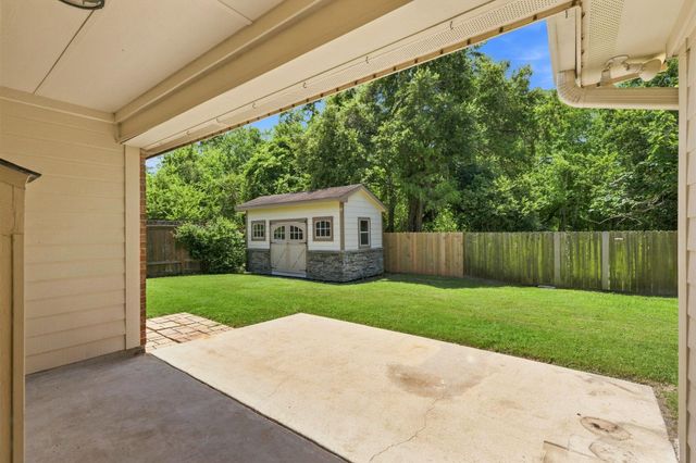 11819 Santa Fe Trail, Santa Fe, TX 77510